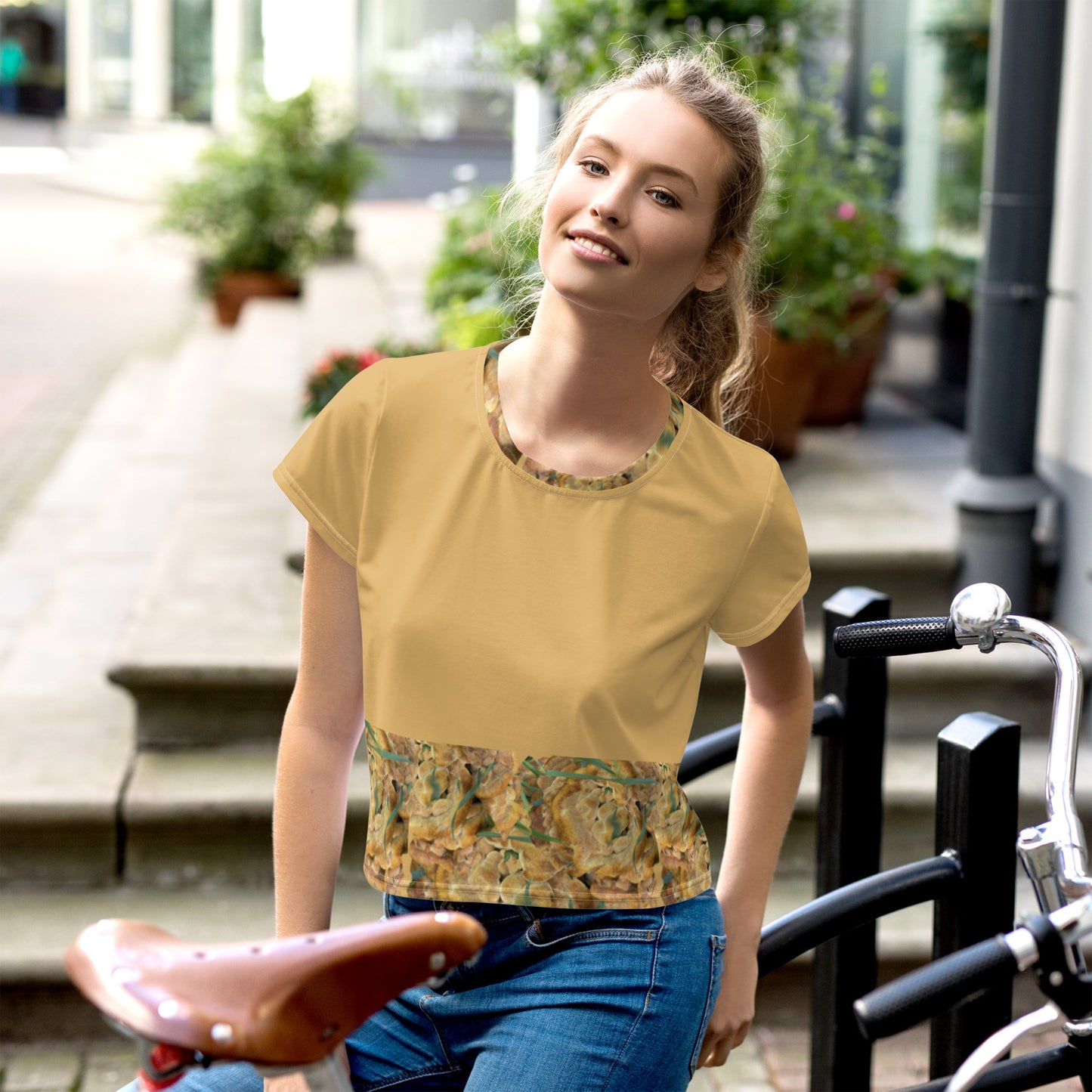 All-Over Print Crop Tee Puffy