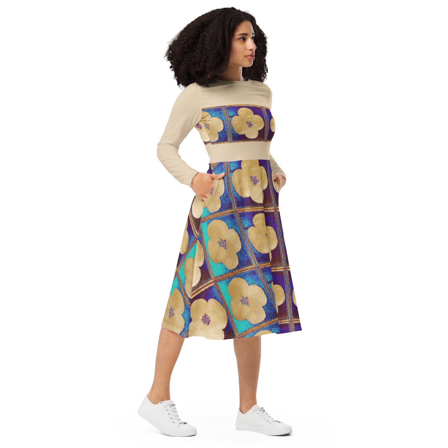 Long sleeve midi dress with goldish flowers