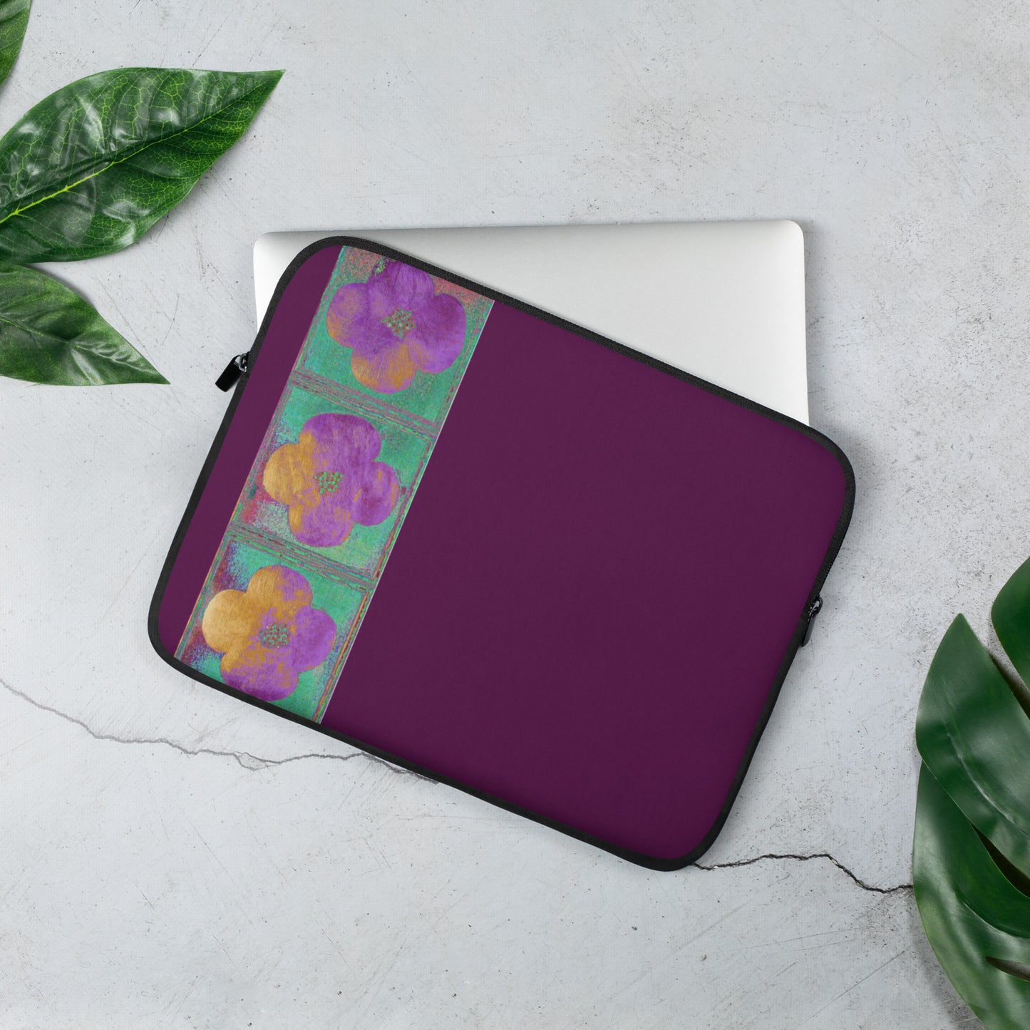 Laptop Sleeve with dark pink flowers
