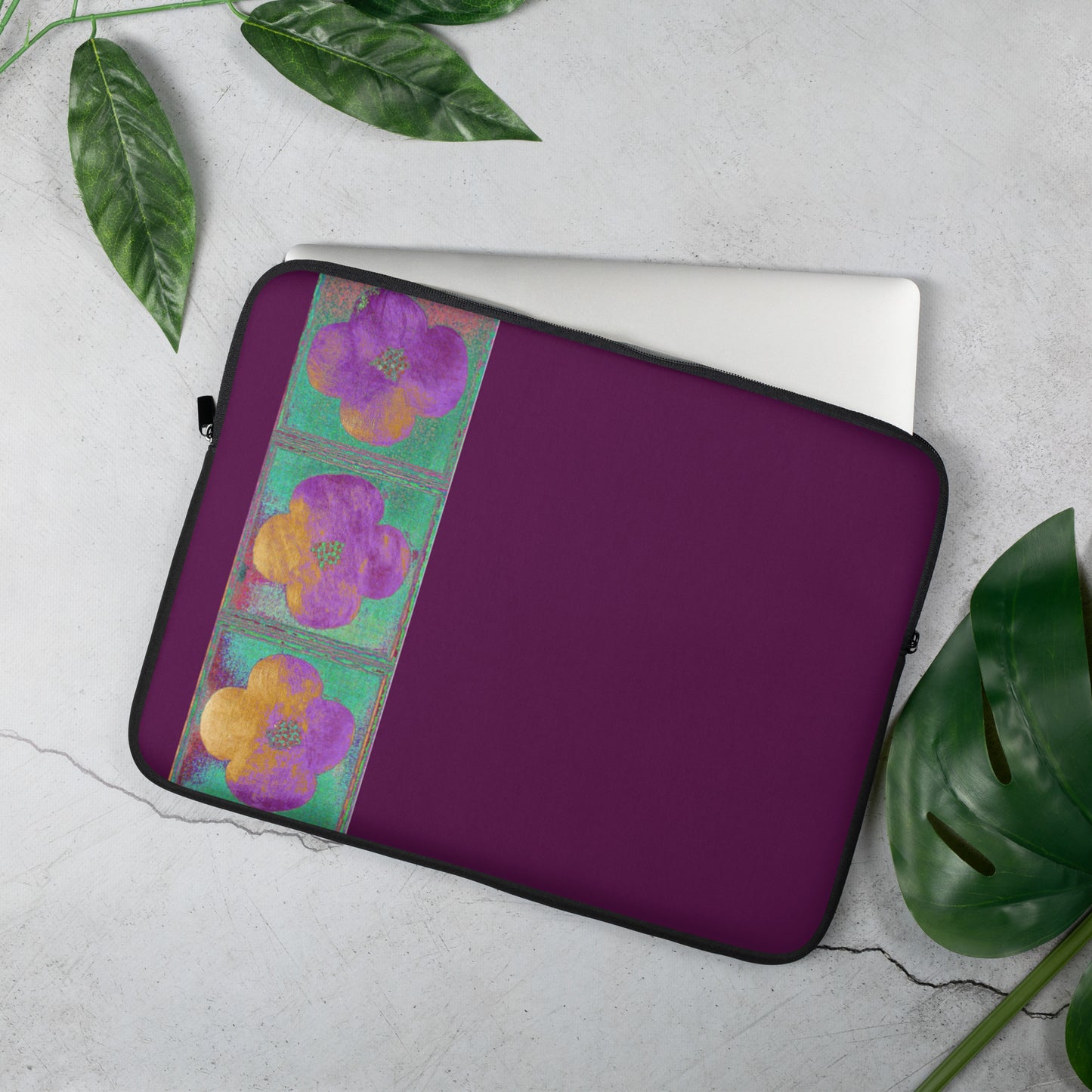Laptop Sleeve with dark pink flowers